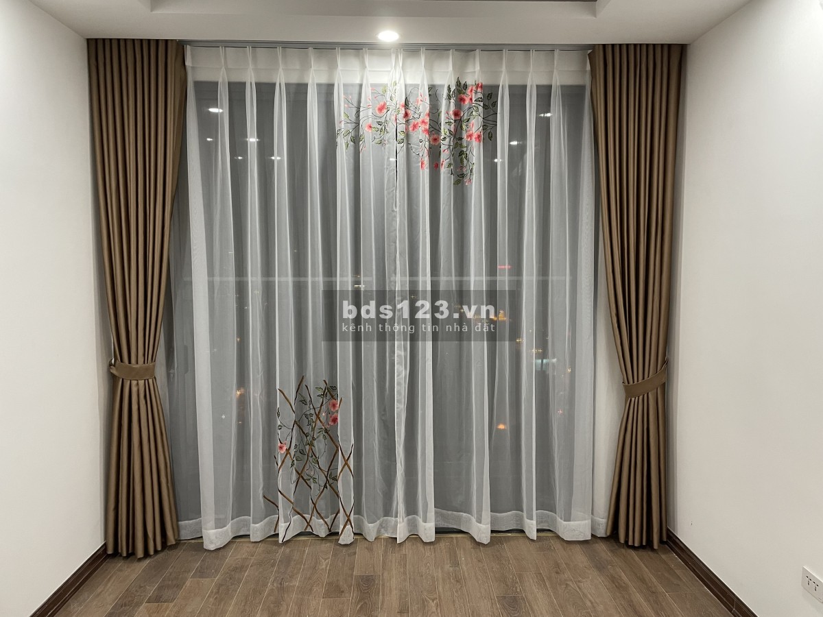 Cho thuê gấp căn hộ vị trí đắc địa cửa ngõ Thủ Đô vào ở ngay