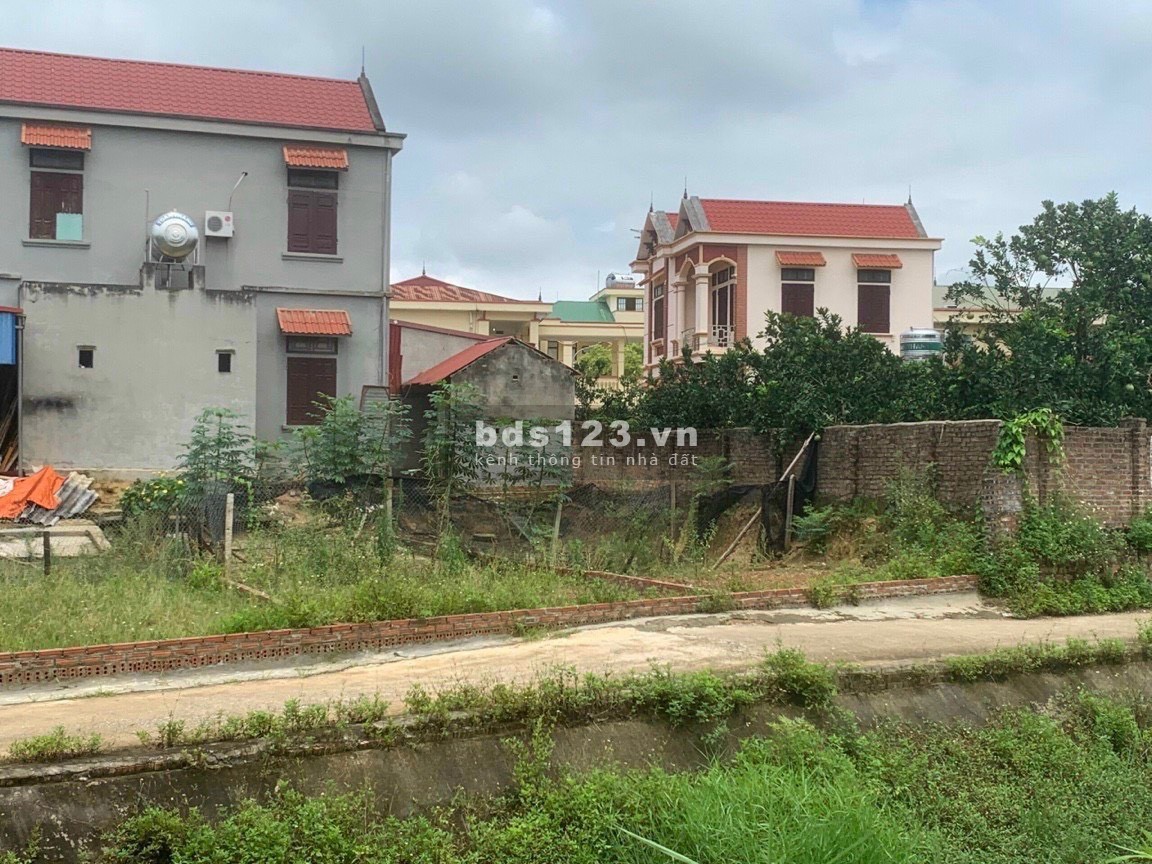 Gia đình cần bán tiếp 2️⃣ lô đất trục kinh doanh cho Anh Chị em đầu tư để ở tại Sóc Sơn như sau