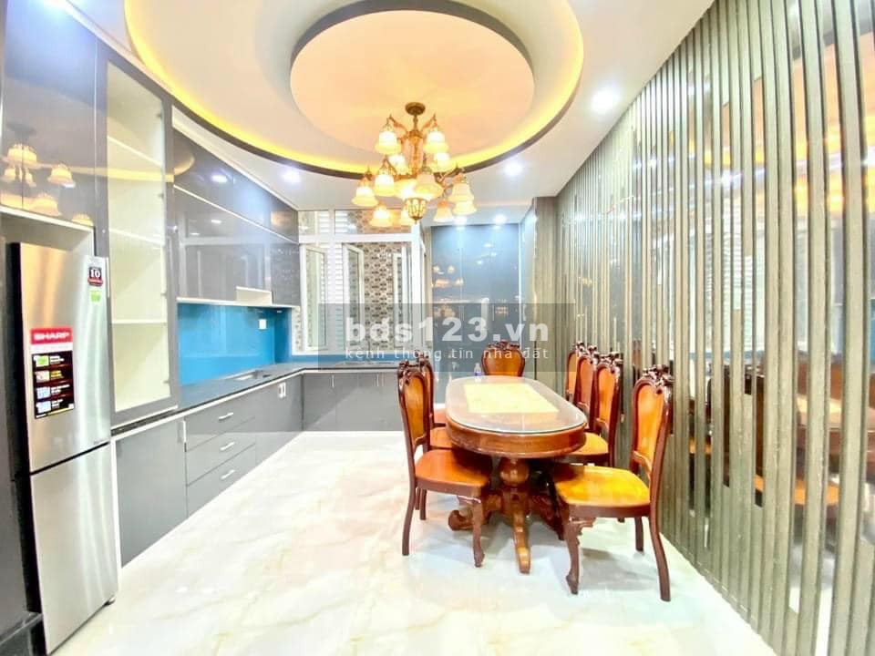 Mặt Tiền Huỳnh Tấn Phát Thị Trấn Nhà Bè diện tích 72m giá 11tỷ1.