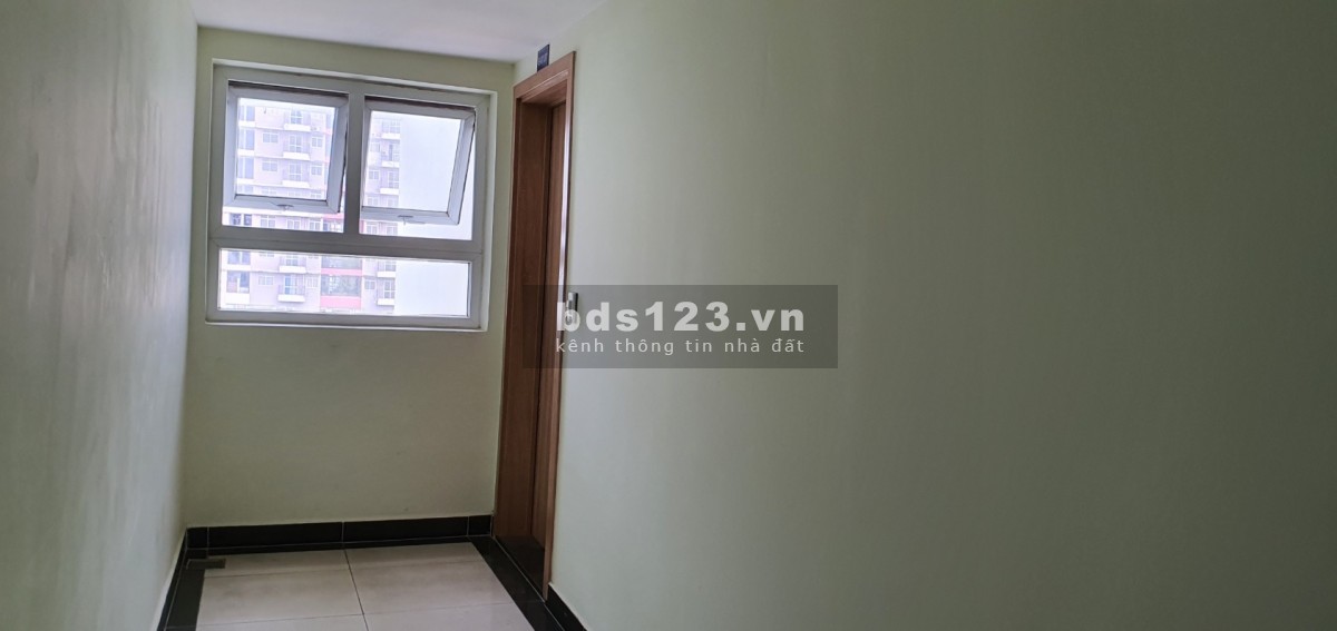 Tôi chính chủ (không phải môi giới) cần bán căn góc Sài Gòn Gateway Xa lộ Hà Nội DT 66m2 giá 2,2 tỷ