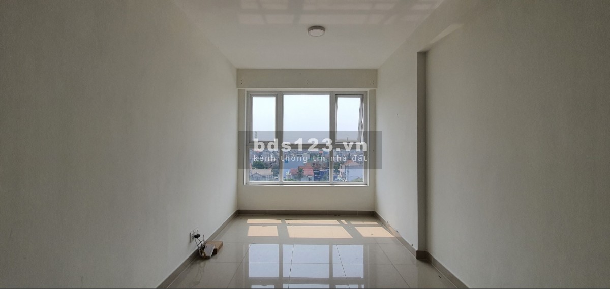 Tôi chính chủ (không phải môi giới) cần bán căn góc Sài Gòn Gateway Xa lộ Hà Nội DT 66m2 giá 2,2 tỷ