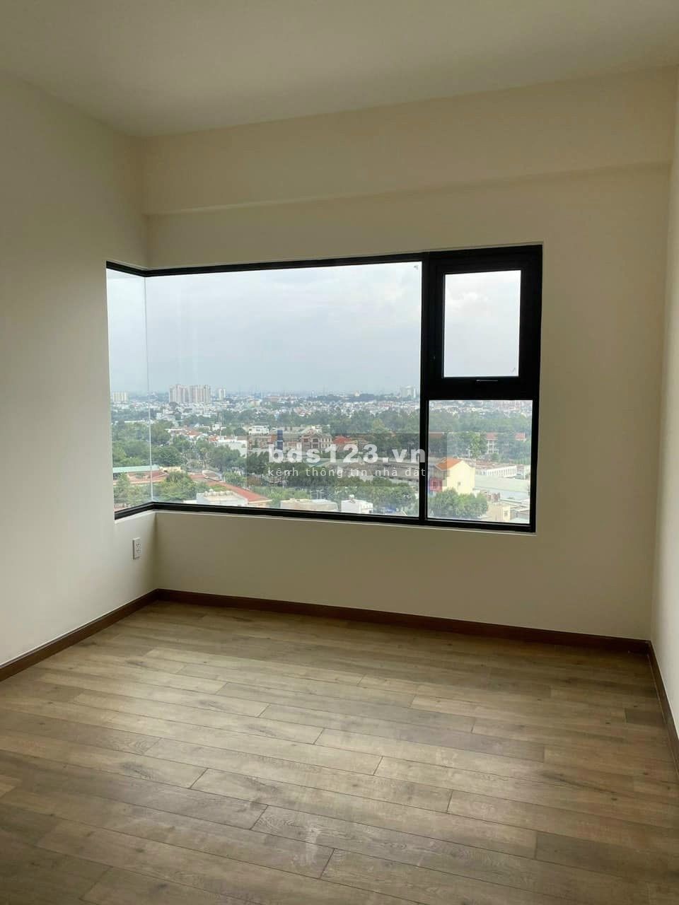 Cần bán căn hộ Flora Novia Phạm Văn Đồng, 57m2, 2pn-1wc, giá 2,350 tỷ
