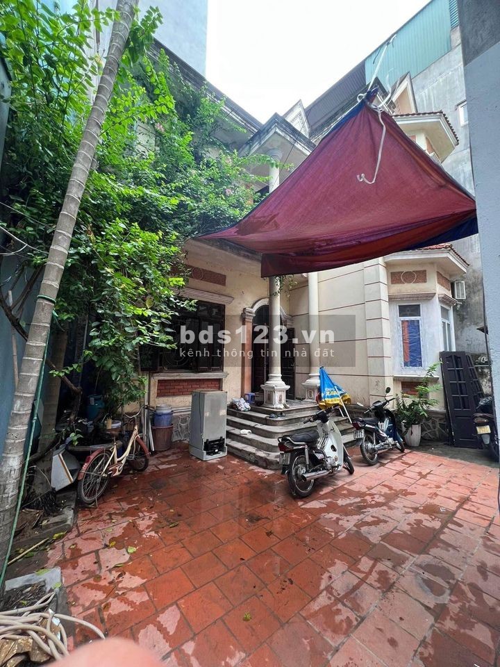 Bán đất có nhà Miếu Đầm- HN, ngõ thông, diện tích sử dụng 159.5m (12.9t)