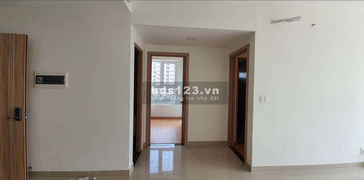 Tôi chính chủ (không phải môi giới) cần bán căn góc Sài Gòn Gateway Xa lộ Hà Nội DT 66m2 giá 2,2 tỷ
