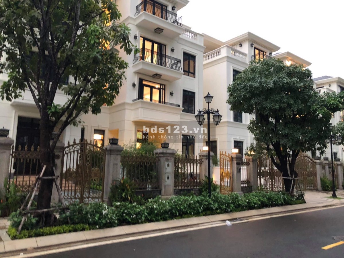 Bán căn góc Biệt Thự đơn lập Victoria Ba Son Quận 1 trực diện sông 437m² - 395tỷ
