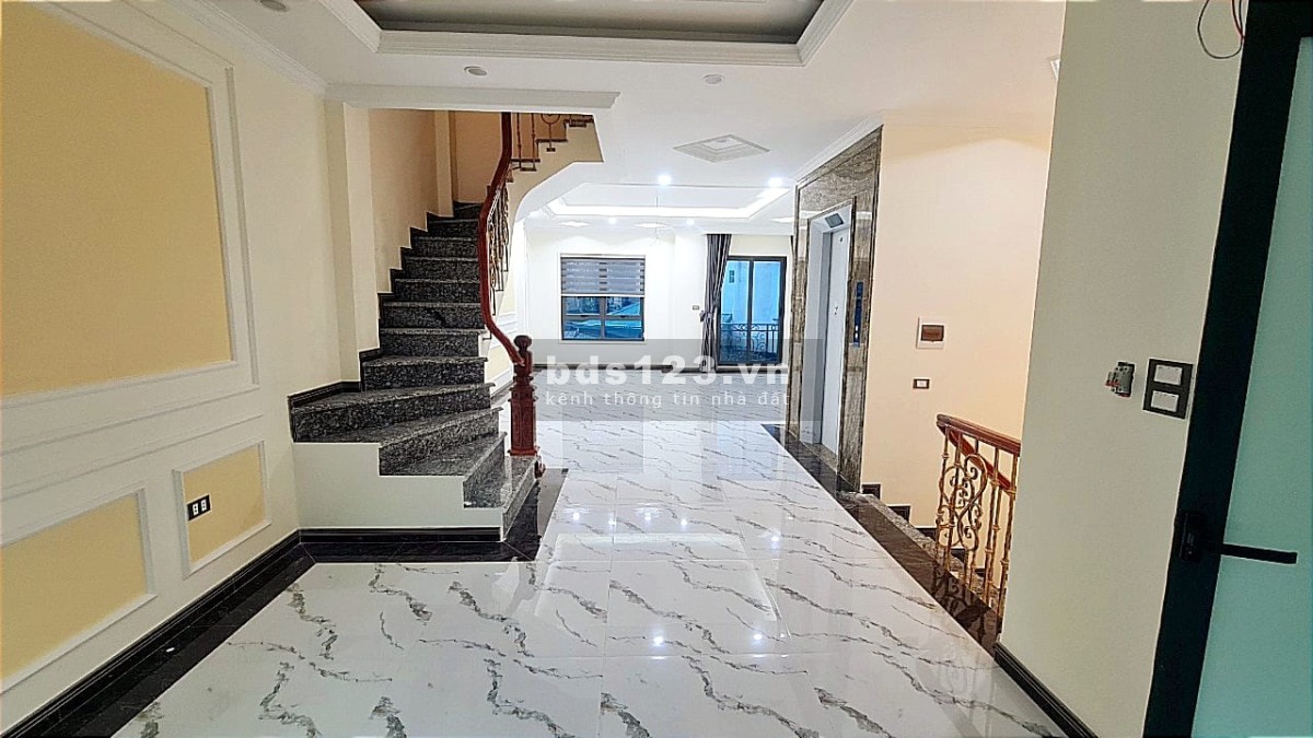 Bán nhà Hồ Ba Mẫu, ô tô dừng đỗ, vỉa hè, DT 76m², giá 15,5 tỷ đồng, LH 0902317688