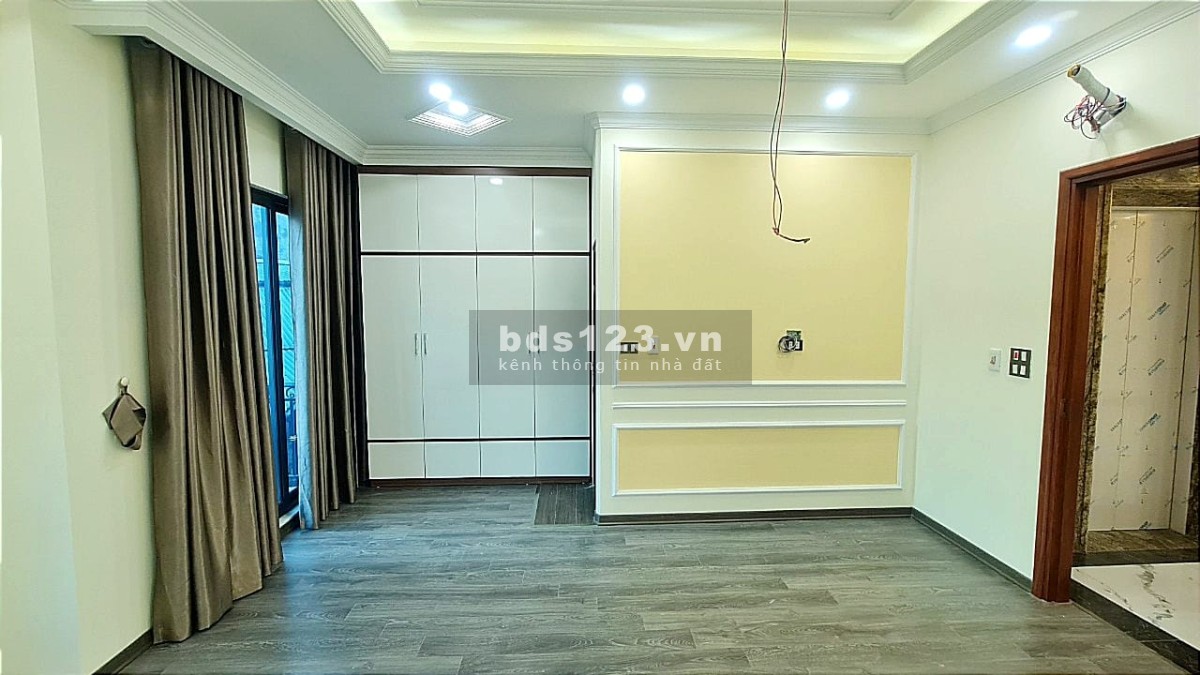 Bán nhà Hồ Ba Mẫu, ô tô dừng đỗ, vỉa hè, DT 76m², giá 15,5 tỷ đồng, LH 0902317688