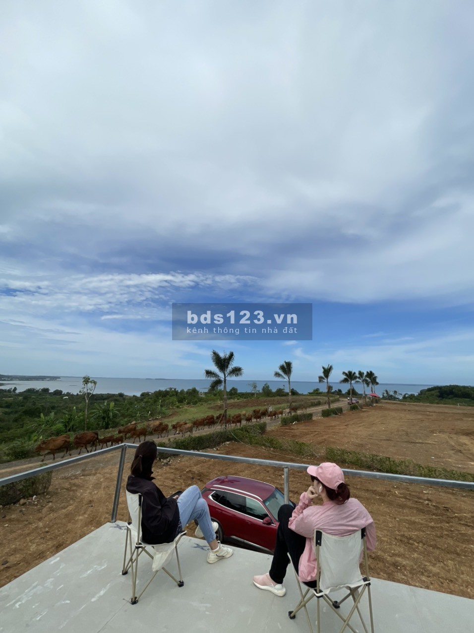 Bán đất view hồ Trị An, sổ đỏ công chứng ngay giá chỉ 2 triệu/m2