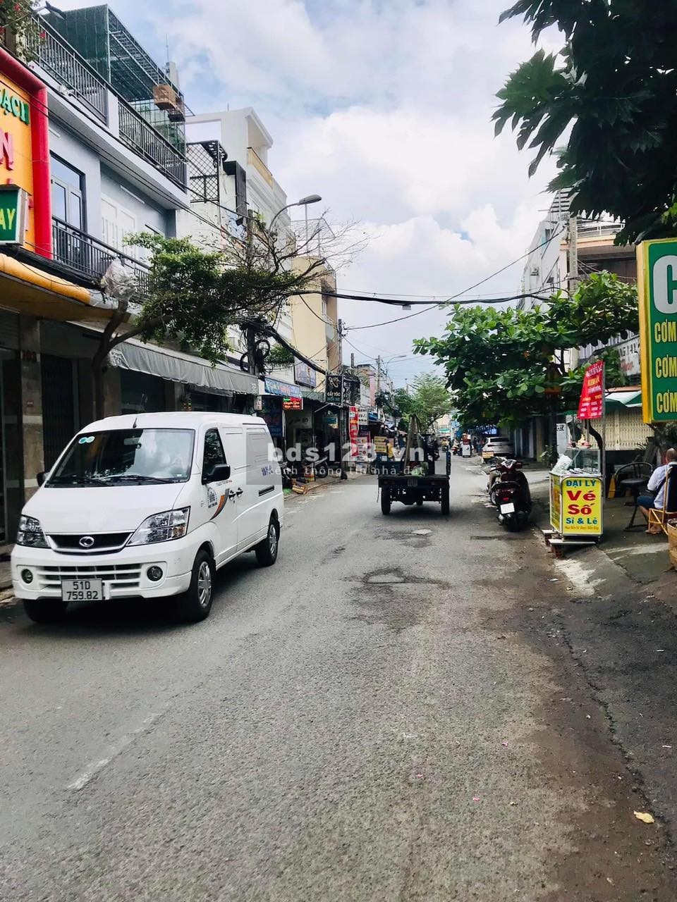 Bán nhanh nhà Lê Văn Quới diện tích 82m² (4X21) x 3 tầng hẻm 10m, giá 8,2 tỷ SHR