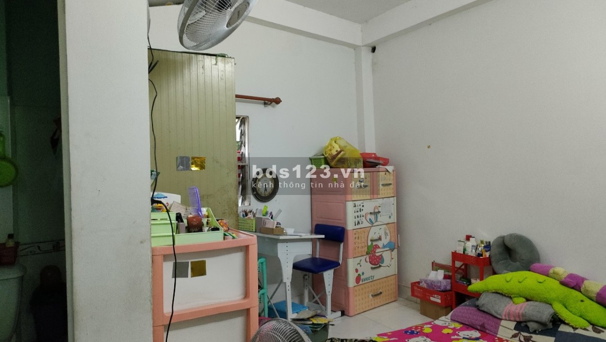 Nhà mặt tiền Tân Hiệp 2,5 tầng nhà chủ đang ở khu an ninh