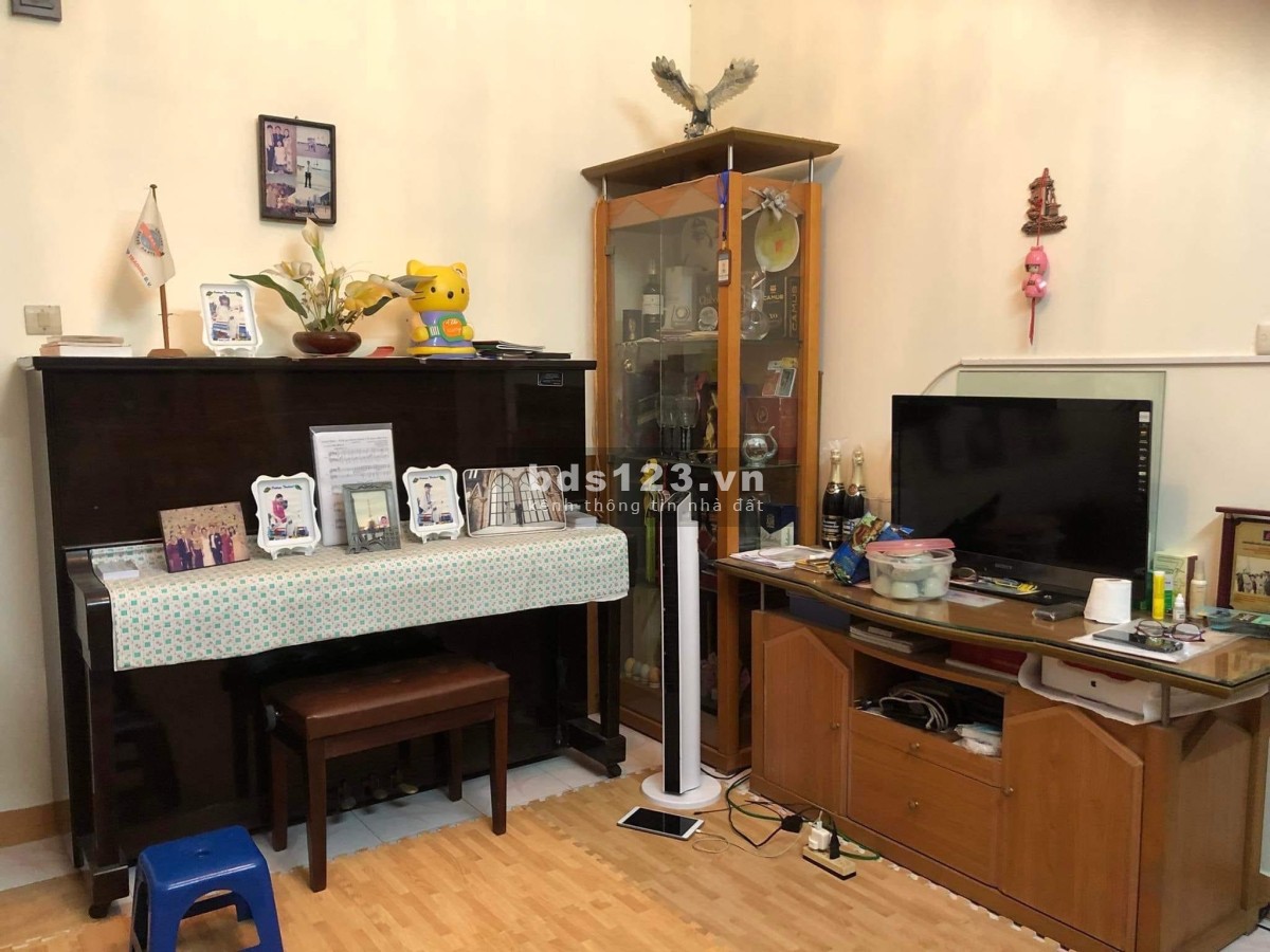 Bán nhà căn góc Hoàng Ngọc Phách mặt tiền khủng 10m vỉa hè ô tô tránh, nhỉnh giá 13 tỷ đồng