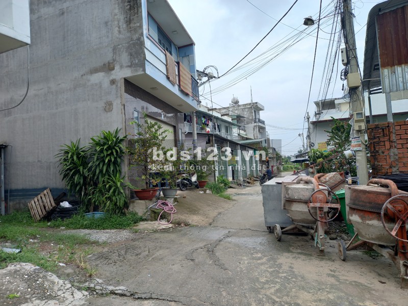 Siêu phẩm cầu An Lộc, đường Hà Huy Giáp, DT 57m², nhỉnh giá 4 tỷ, 4 tầng, thu nhập 8 triệu I75