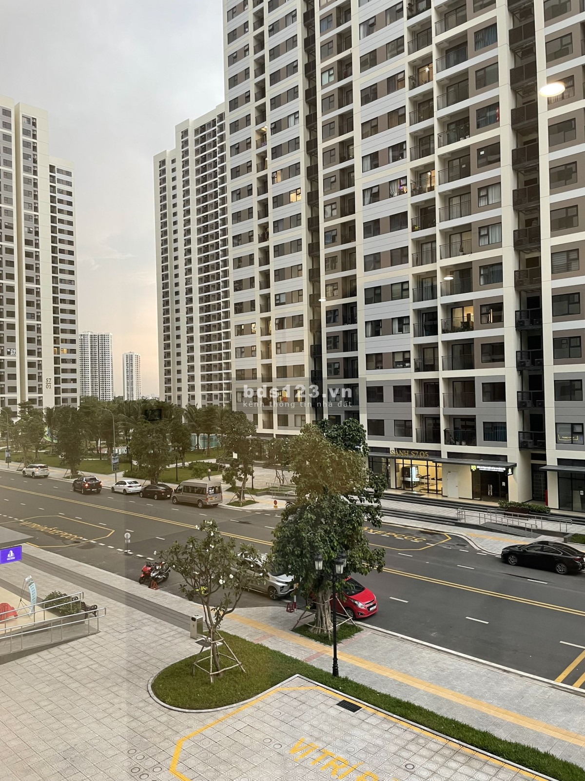 Bán căn hộ 3PN Ban công ĐN khu Origami mới 100% tầng trung view thoáng - Giá chỉ 3.5 tỷ/căn