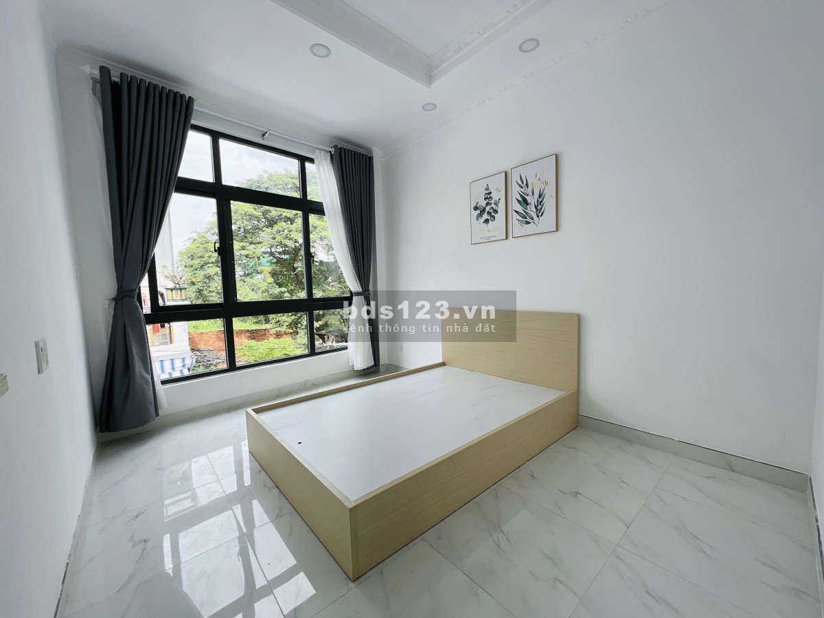 Bán nhà chính chủ mơi xây, DT 49m² x 2 lầu (4PN) sân thượng, giá 2,980 tỷ có TL