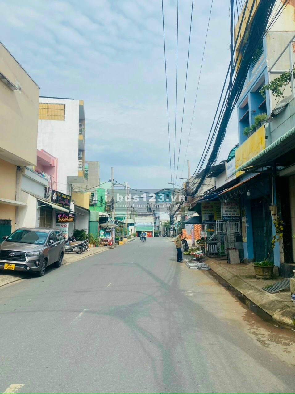 Bán căn nhà Cấp 4 chính chủ trên đường Đinh Đức Thiện giá đầu tư sinh lời