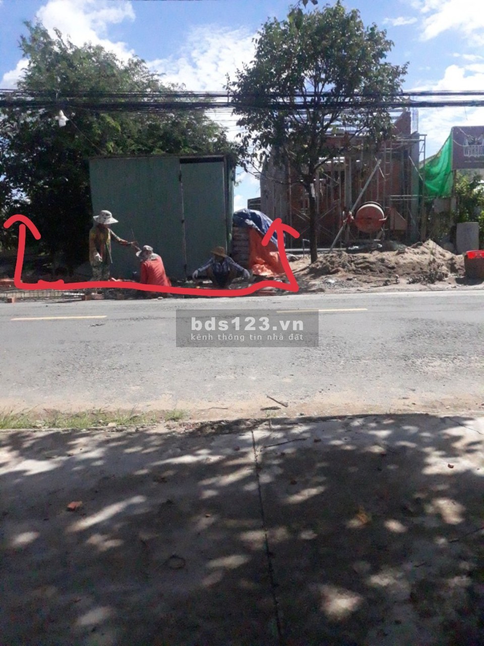 Bán đất (15x50m) mặt tiền đường Võ Văn Môn, phường 4 Tân An
