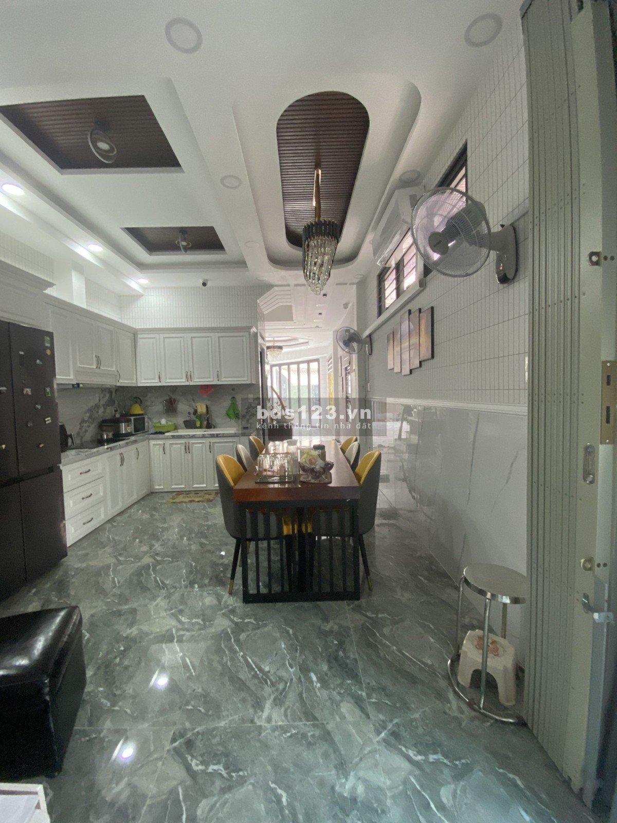 Mặt bằng kinh doanh tầng trệt đường lớn dtsd 80m2, giá 35 triệu/tháng