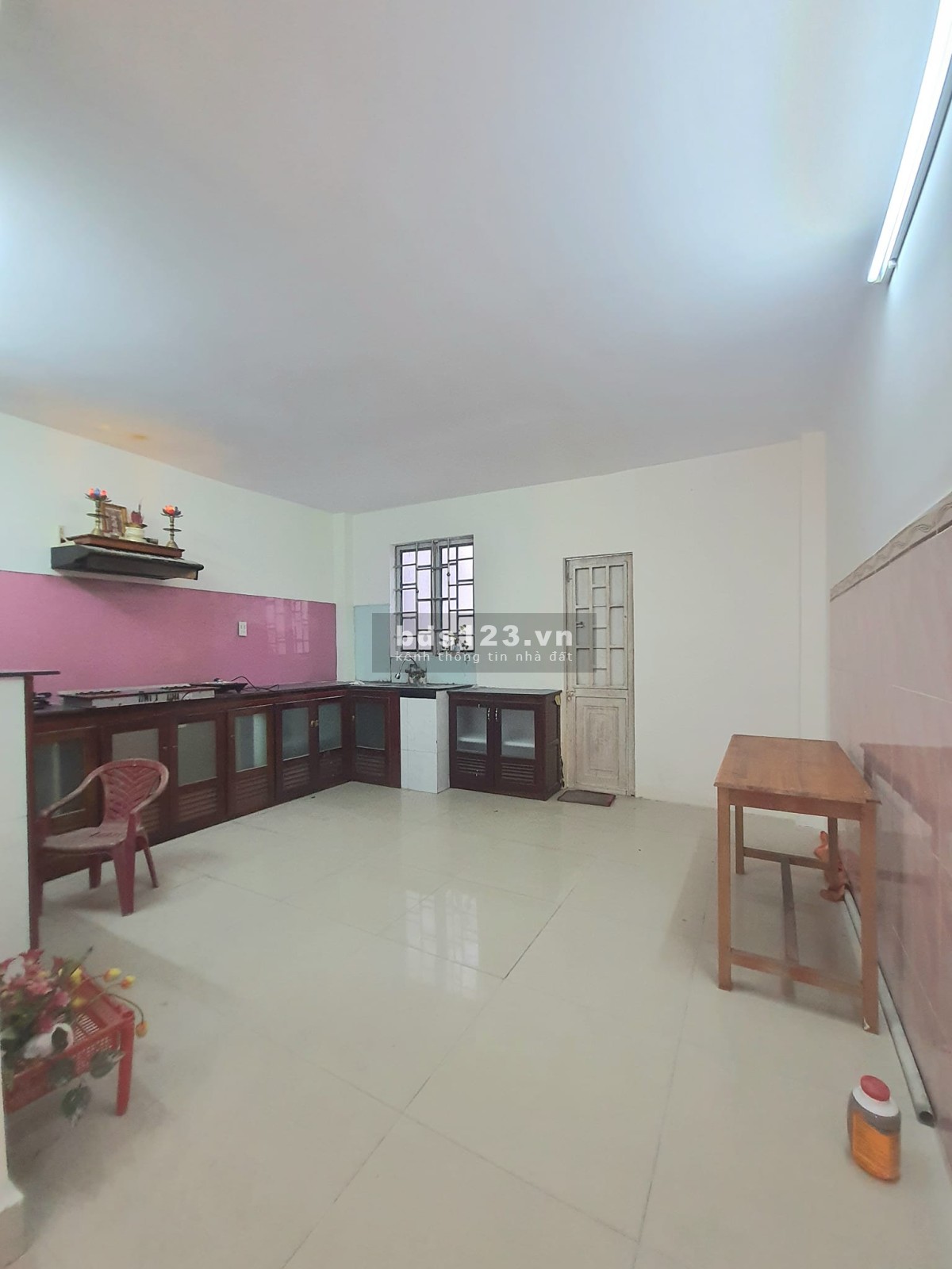 Bán gấp nhà 3 tầng đường Chu Mạnh Trinh 3pn-3wc có sân đậu ô tô chỉ hơn 5 tỷ thương lượng mạnh