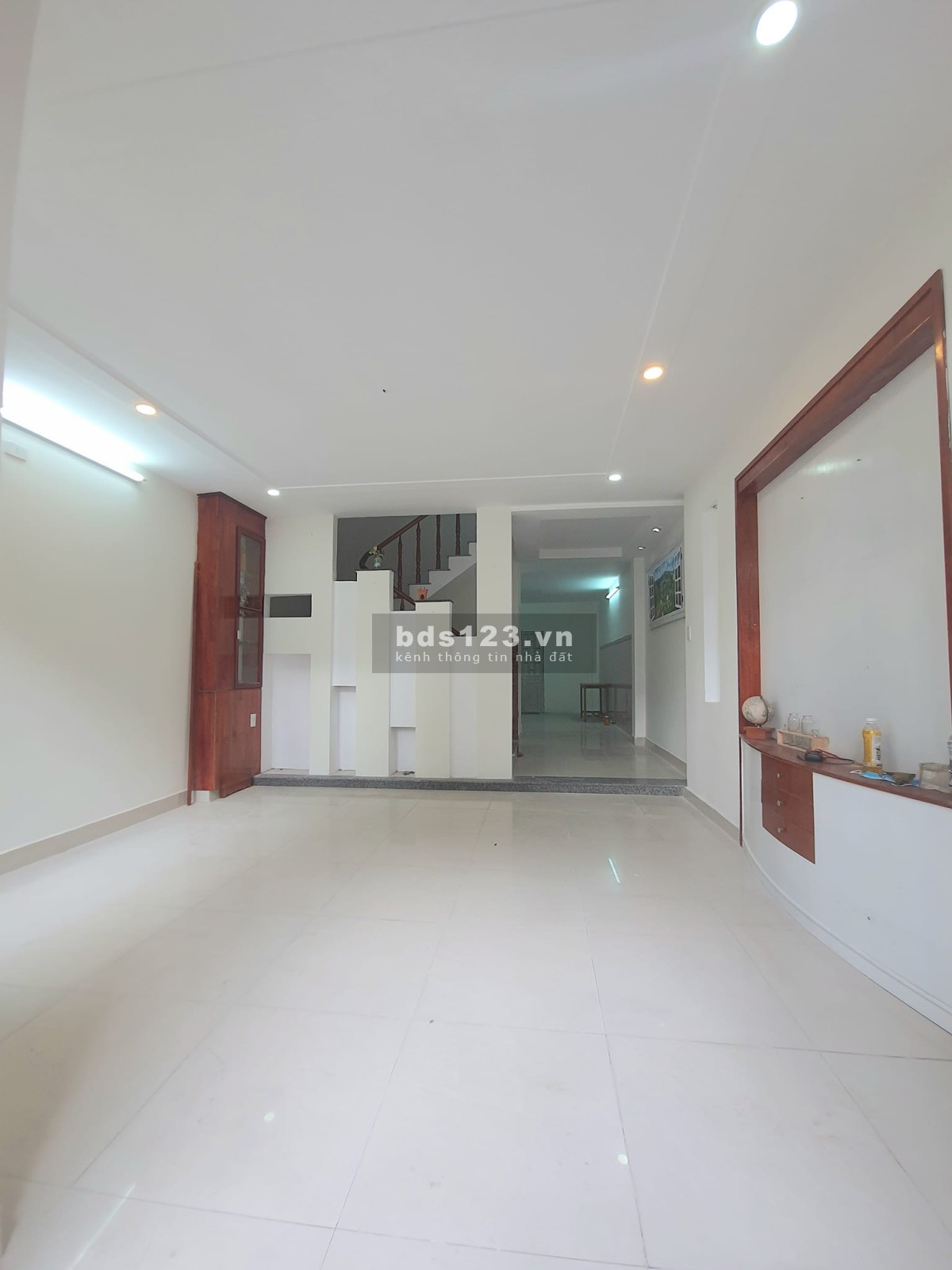 Bán gấp nhà 3 tầng đường Chu Mạnh Trinh 3pn-3wc có sân đậu ô tô chỉ hơn 5 tỷ thương lượng mạnh