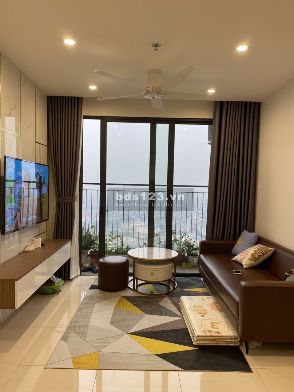 0385015918 Bán gấp căn 3 ngủ full 2.85 tỷ bao phí thuế Vinhomes Smart City