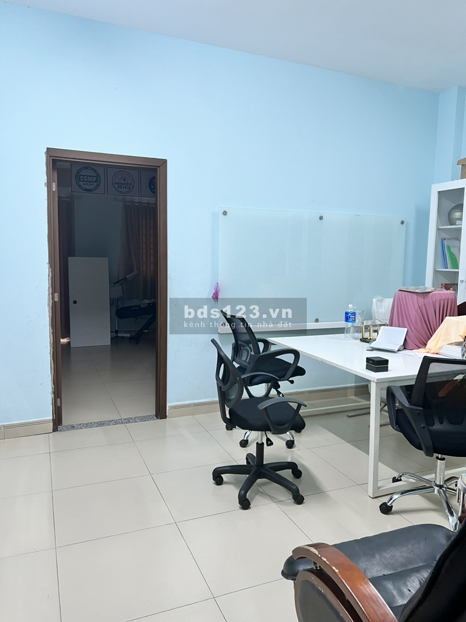 Cho thuê nhà mặt tiền hẻm, xe ô tô, xe tải vào được giá thương lượng