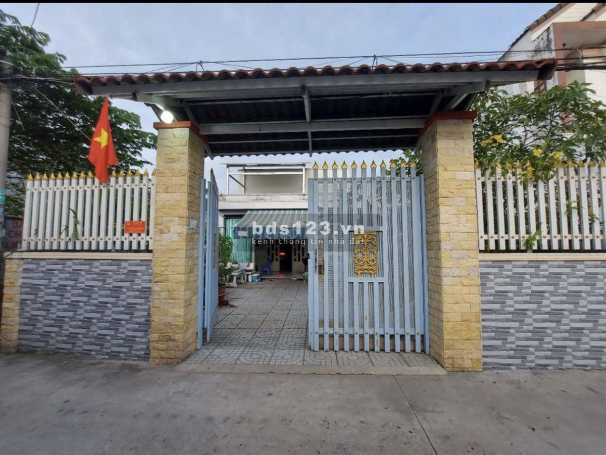 Bán nhà hẻm xe hơi đường Bờ Xe Lam, Tân Kiên Bình Chánh 285m2
