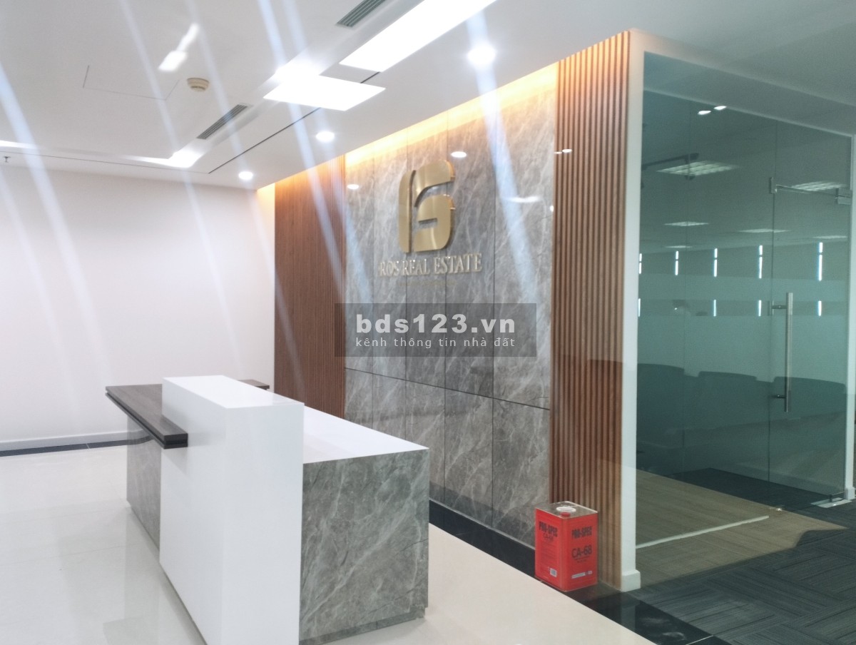 Cho thuê văn phòng nội thất đầy đủ hoàn toàn mới Đống Đa