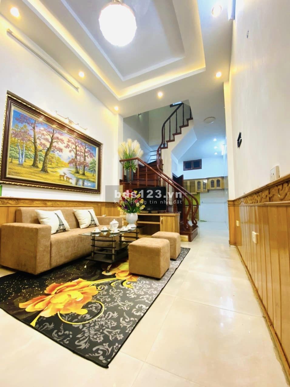 Bán nhà đẹp Lê Thanh Nghị, DT 47m², MT 4m, tặng nội thất, ở + KDonl chưa đến 5 tỷ