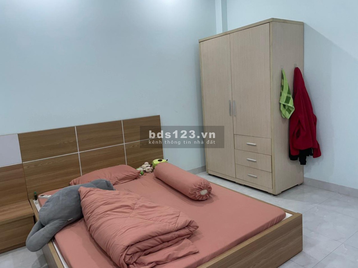 Nhà đường số 5 BHHA giáp Nguyễn Sơn, quận Tân Phú DTSD 35m² 2 lầu, có SHR