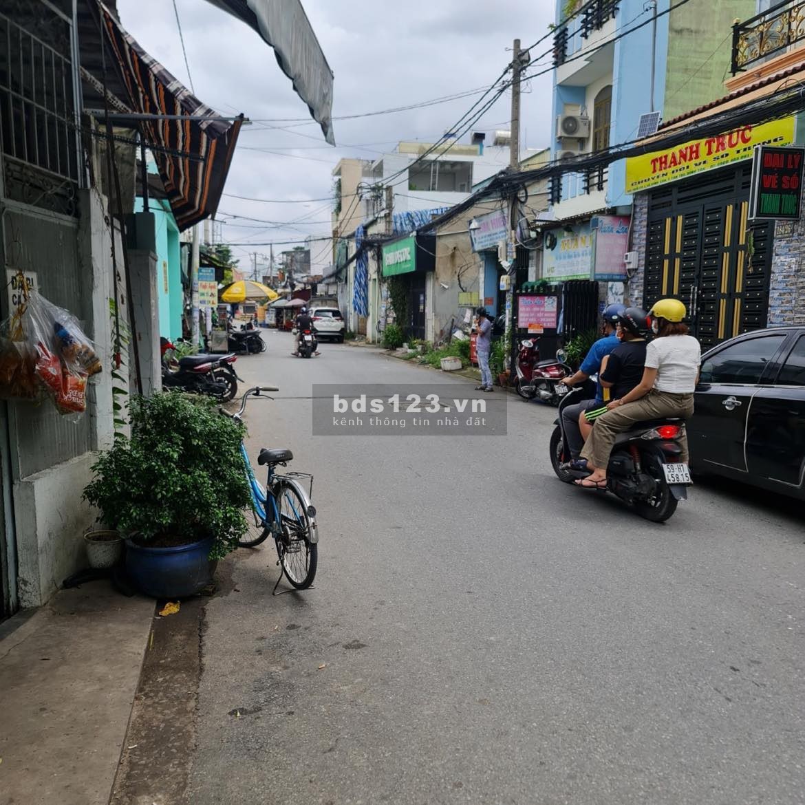 Nhà đường số 5 BHHA giáp Nguyễn Sơn, quận Tân Phú DTSD 35m² 2 lầu, có SHR