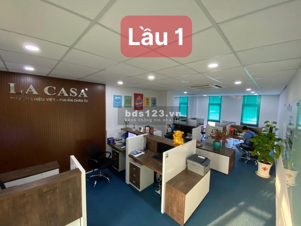 LACASA BUILDING cho thuê nguyên tòa nhà 800m2 gồm 3 lầu 1 sân thượng