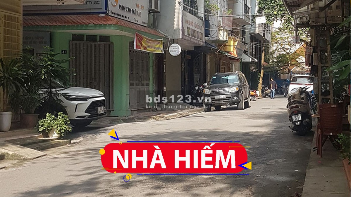 Ngõ 26 phố Nguyên Hồng, vỉa hè ô tô tránh, phân lô kinh doanh Vip thương lượng 26.5 tỷ