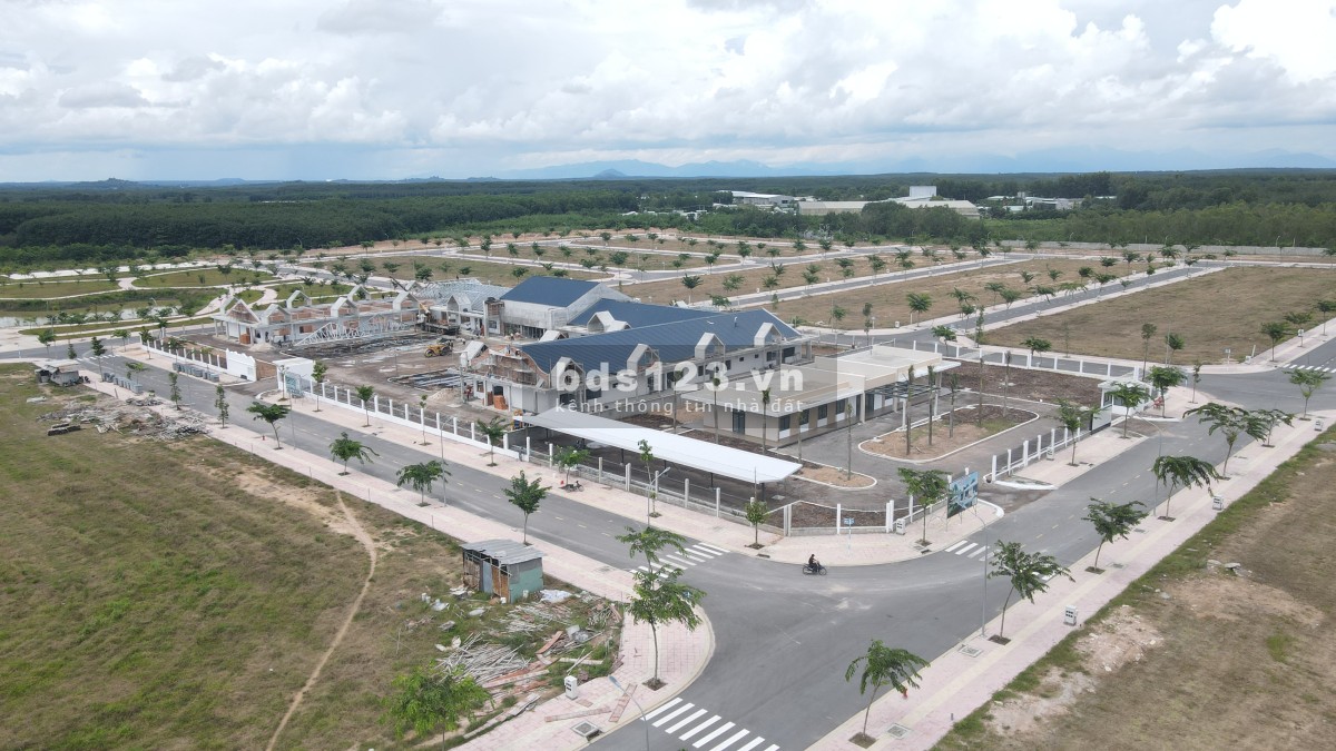 Bán đất nền khu dân cư Nam Hà cạnh 3 cụm khu công ngiệp 110m giá 1ty1