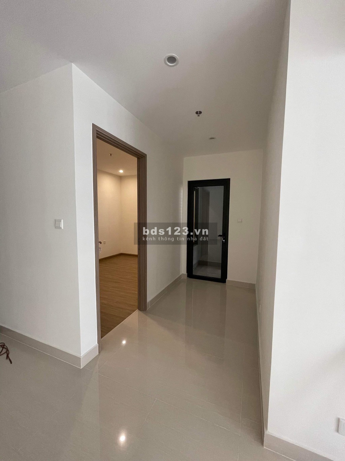 Cho thuê căn hộ Vinhome Q9 2pn 2pn+ Trống giá 5 triệu