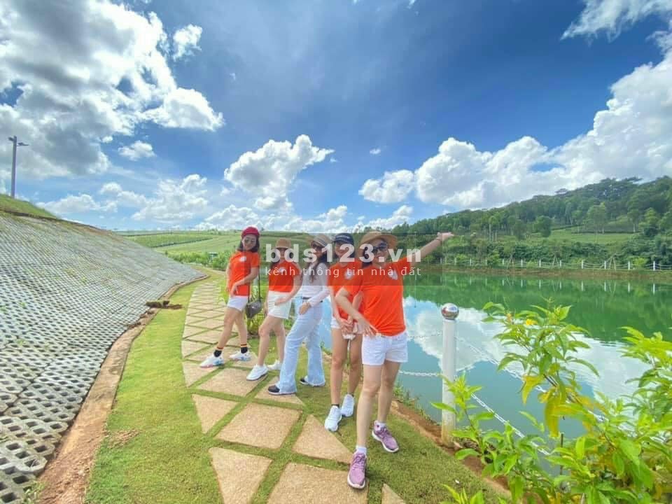 Đất biệt thự, homestay nghỉ dưỡng Bảo Lộc, 150m2 sổ sẵn sang tên ngay, 465 triệu