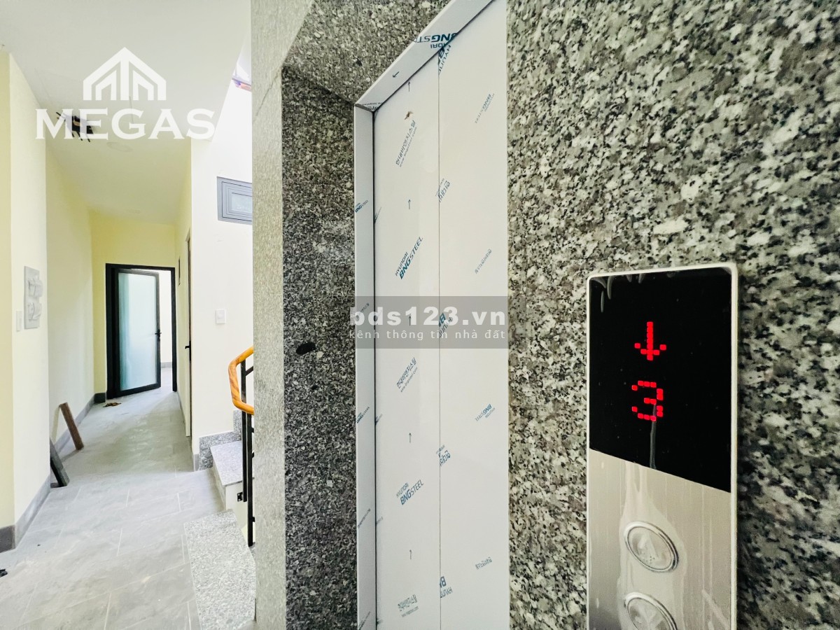Khai trương Phòng trọ mới xây ngay Etown Công Hòa full nội thất ban công riêng gần Đại Học Hufi