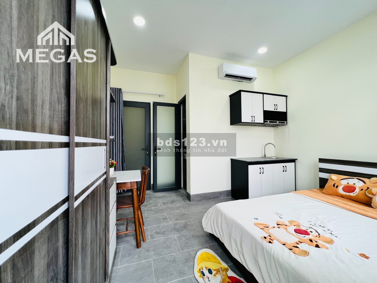 Khai trương Phòng trọ mới xây ngay Etown Công Hòa full nội thất ban công riêng gần Đại Học Hufi