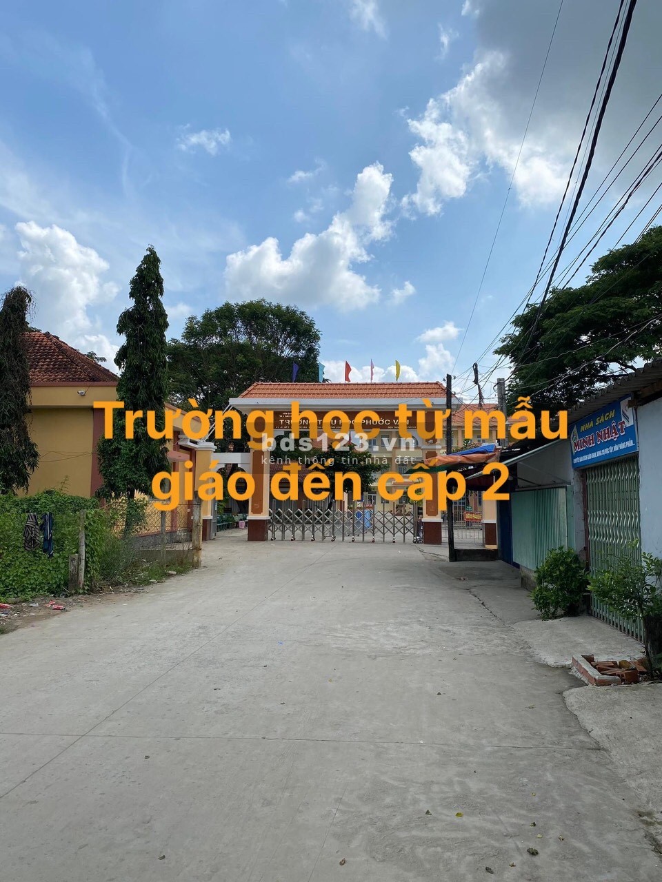 Bể nợ chính chủ cần bán gấp 2 nền đất thổ 8x26m 950tr sổ sẵn công chứng ngay