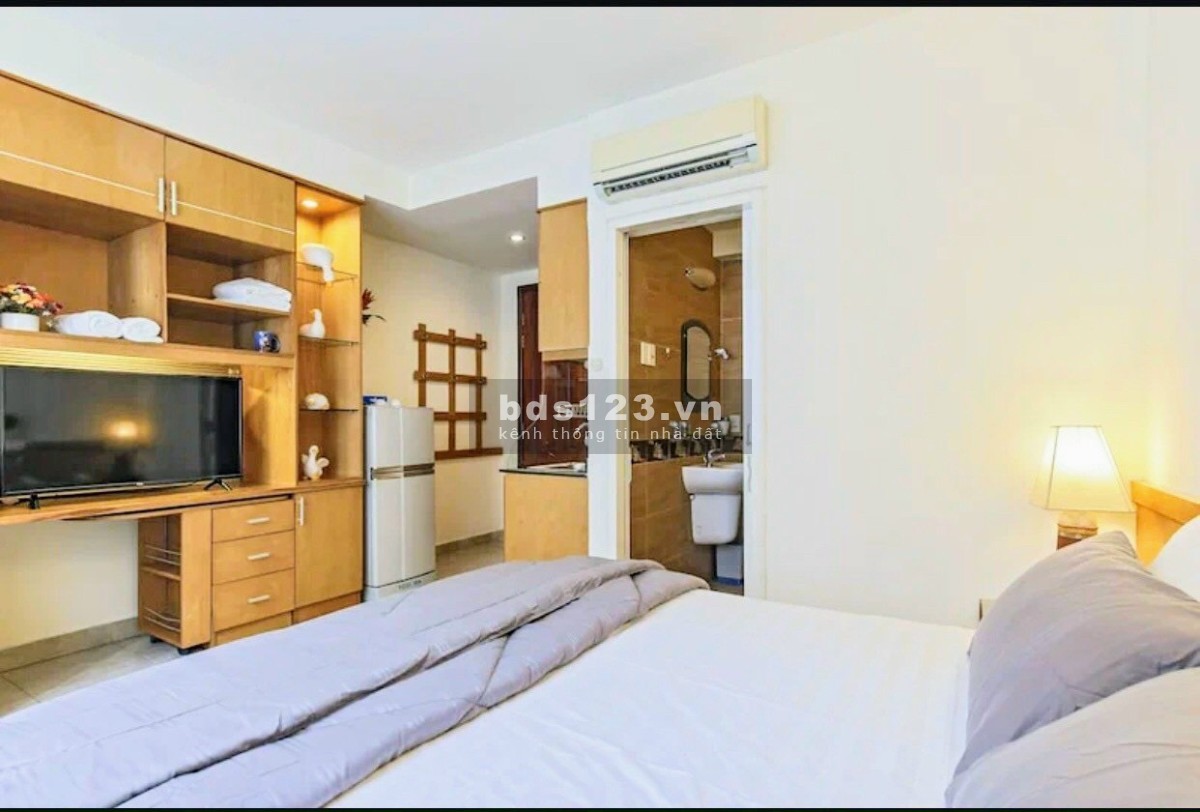 Cho thuê nhà mặt tiền mới Lê Thánh Tôn dtsd 85m2, phường Bến Nghé Quận 1
