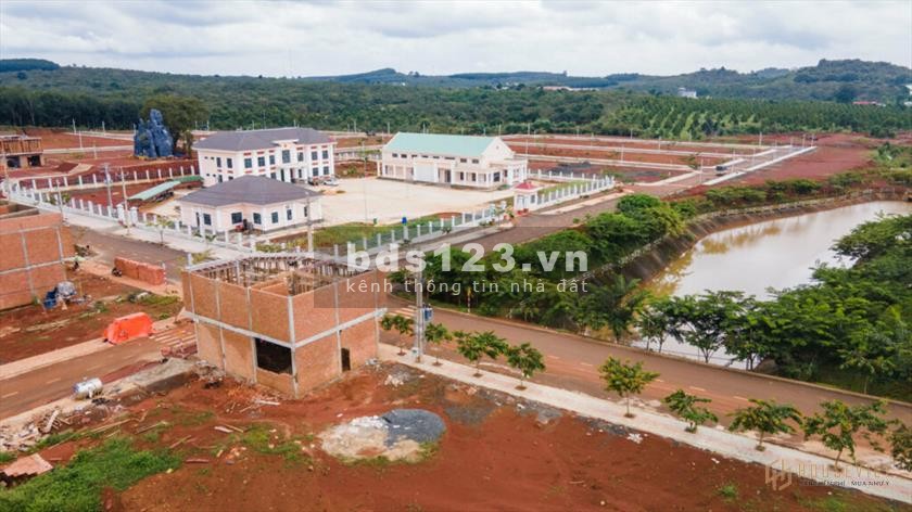 450 triệu/nền 100m2 full thổ cư sổ riêng sẵn ngay trung tâm hành chính UBND Bình Phước - 0906405637