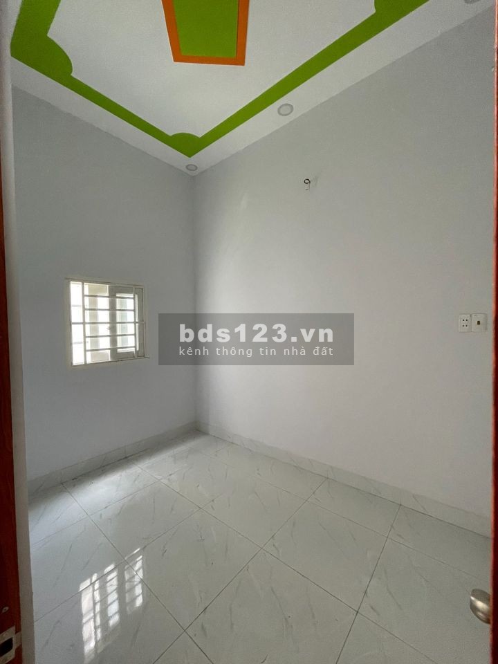 Tìm chủ mưới cho căn nhà đường Bùi Minh Trực giá mềm, an ninh