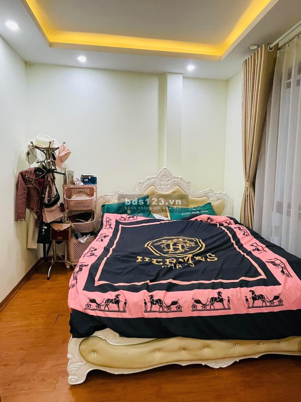 Bán gấp nhà Khương Hạ Thanh Xuân, siêu tiện ích dt 40m2 5 tầng, giá nhỉnh 4 tỷ