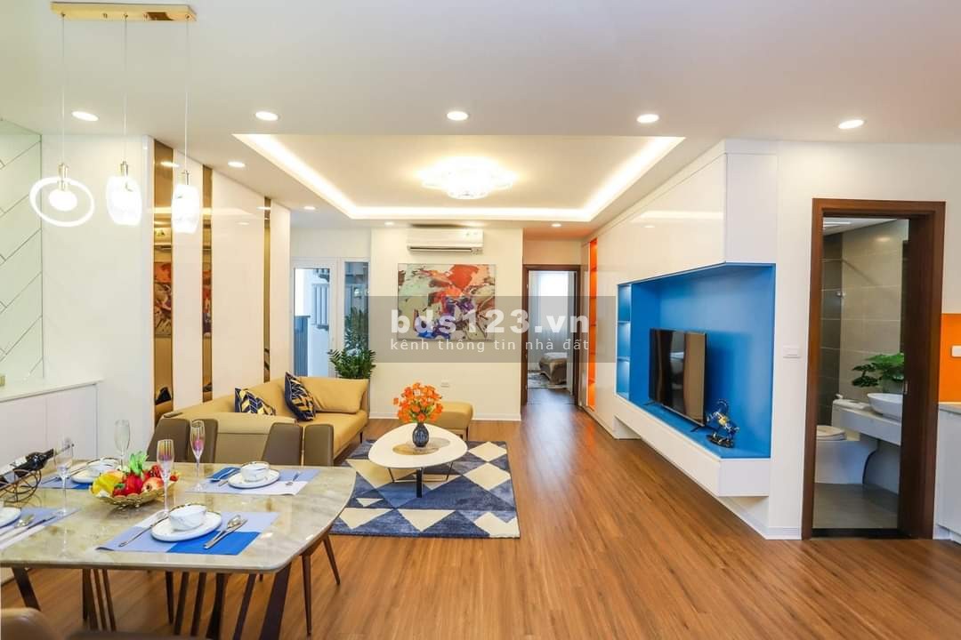 E chính chủ bán nhanh căn 3N+2VS DT80m2 Căn Góc FULLĐỒ Gía 2.350TR Vinhomes LH zalo: 0967.947.193