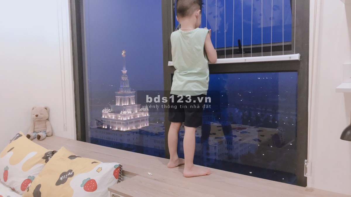 TIN BÃO KHẨN CẤP ! Chỉ 2.5 tỷ Sở Hữu căn 3NGỦ DT 80m2 FULLĐỒ View TRIỆU ĐÔ VINUNI LH: 0967.947.193
