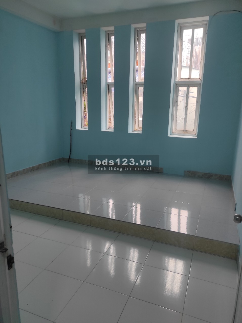 Cho thuê nhà nguyên căn ( mới sửa) 3 tầng + 1 sân thượng, 143m2 quận 6