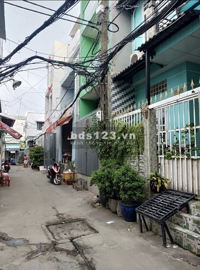 Bán nhà 1 trệt 1 lầu hẻm xe hơi số 564 An Dương Vương, phường 10, quận 6
