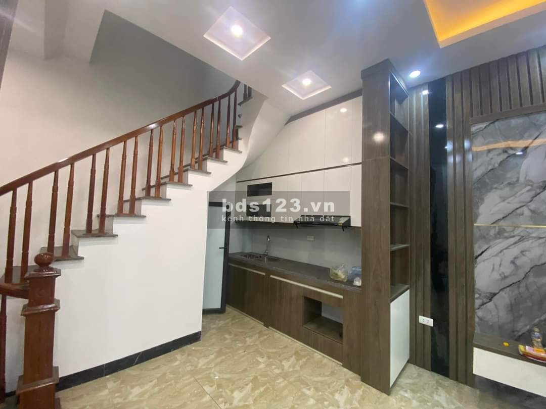Vạn Phúc (tập thể công ty Len) DT 31m² x 5 tầng 11 mặt tiền, giá 4,5 tỷ, Hà Đông