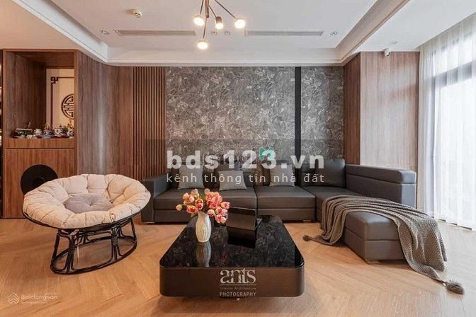 Bán biệt thự góc 2 mặt tiền đường số 3 CXĐT, phường 4, quận 3