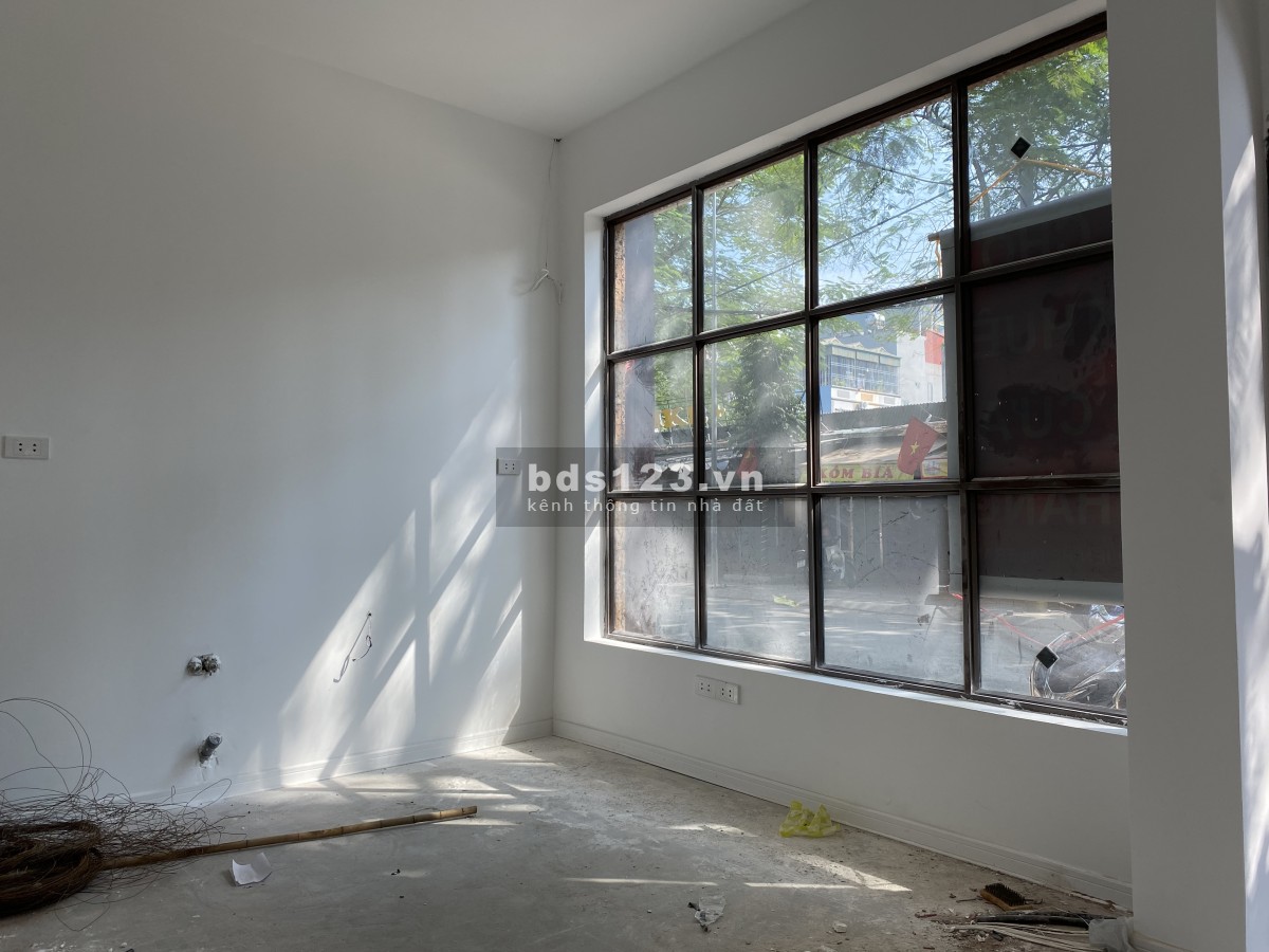 Bán nhà Đội Cấn, quận Ba Đình, kinh doanh đỉnh, DT 83m², MT 5m, giá 16,2 tỷ, LH 0862236425