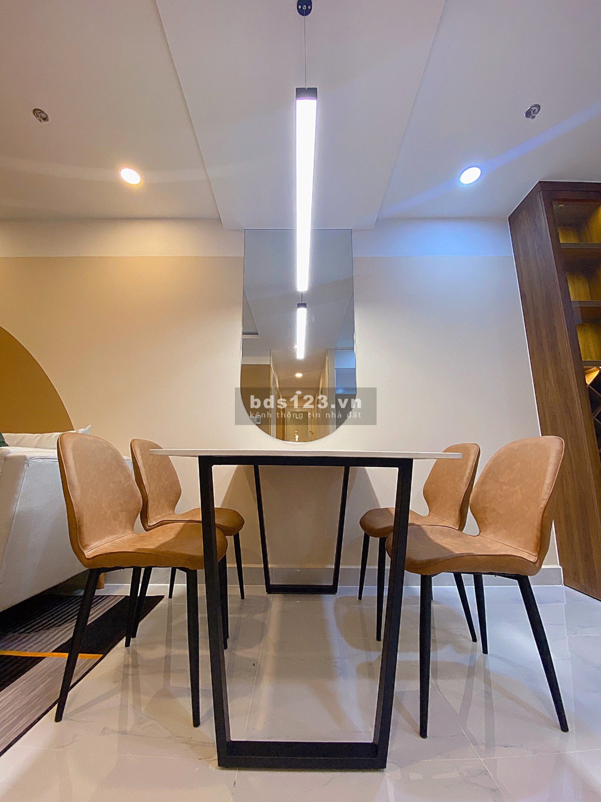 Chính chủ cần bán căn hộ 60m2- Terra Royal, Q3